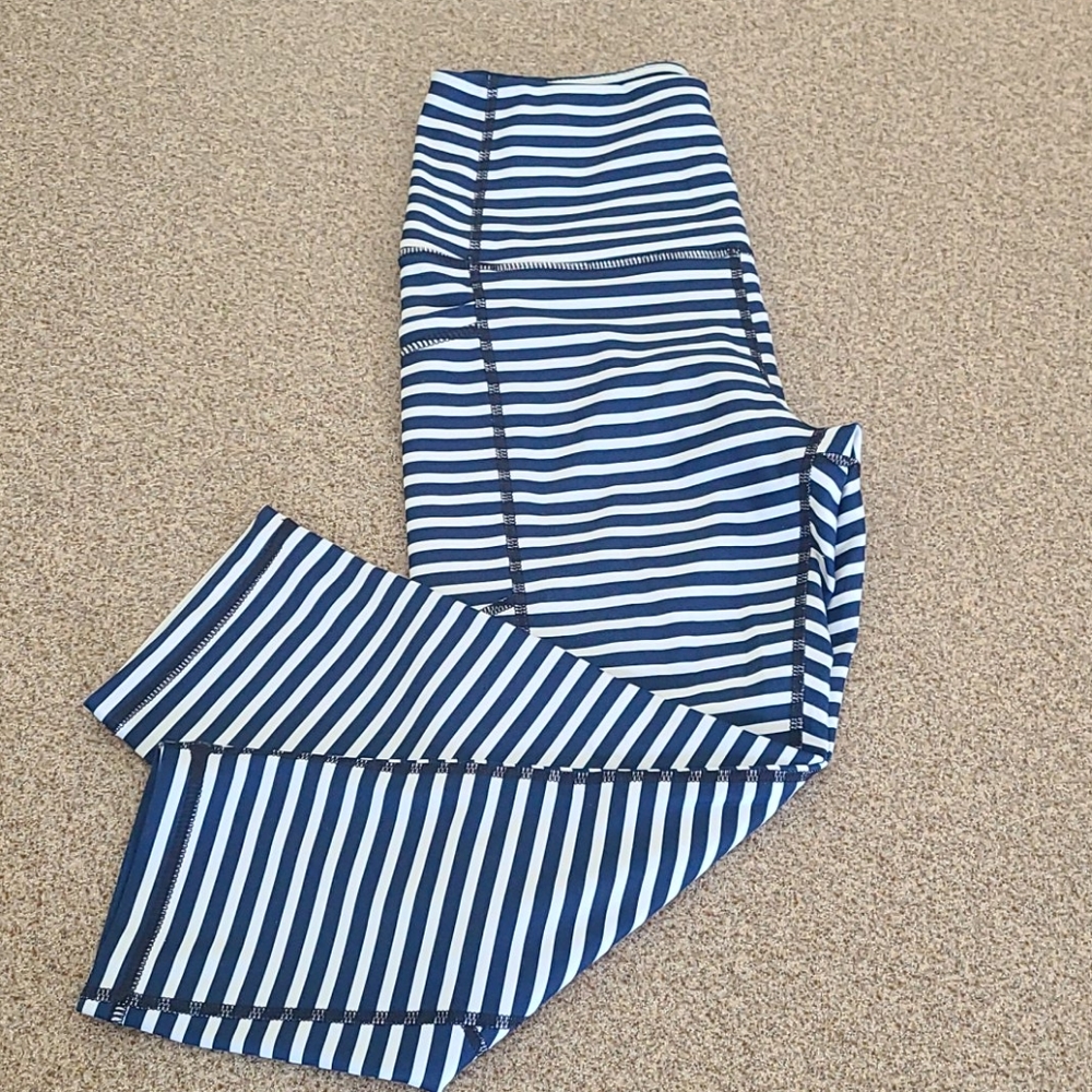 SENITA striped Capri
